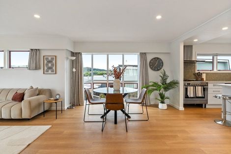 Photo of property in 81 Seaview Road, Paremata, Porirua, 5024