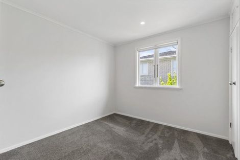 Photo of property in 5 Blease Street, New Lynn, Auckland, 0600