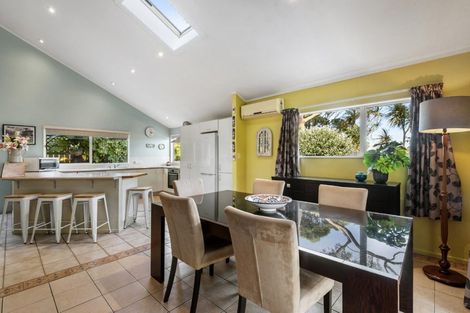 Photo of property in 1/31 Taroka Close, Pinehill, Auckland, 0632