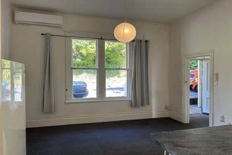 Photo of property in 70 Fairlie Terrace, Kelburn, Wellington, 6021