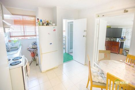 Photo of property in 405 West Coast Road, Glen Eden, Auckland, 0602