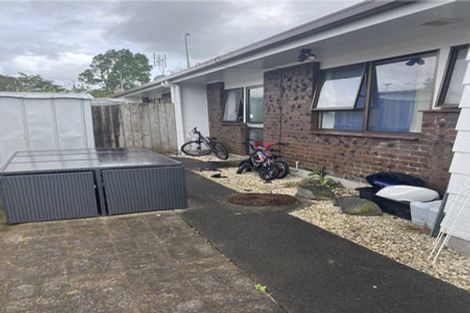 Photo of property in 2/2 Walter Strevens Drive, Conifer Grove, Takanini, 2112