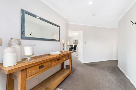 Photo of property in 16a Dunsford Close, Halswell, Christchurch, 8025