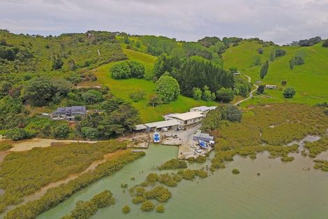 Photo of property in 531 Mahurangi West Road, Mahurangi West, Warkworth, 0983