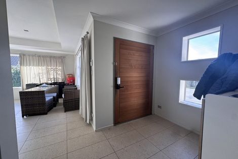 Photo of property in 17 Rempstone Drive, Halswell, Christchurch, 8025