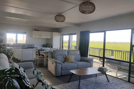 Photo of property in 239 Pukehina Beach Road, Pukehina, Te Puke, 3189