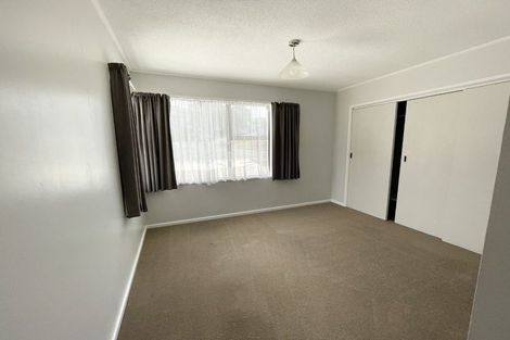 Photo of property in 30 Akaroa Drive, Maupuia, Wellington, 6022