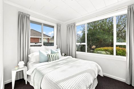 Photo of property in 5 Mappleton Avenue, Burnside, Christchurch, 8053