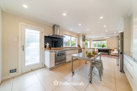 Photo of property in 8 Willoughby Street, Woburn, Lower Hutt, 5010