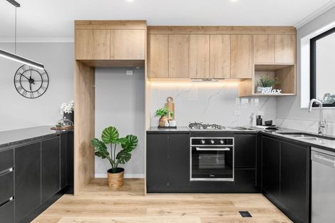 Photo of property in 1/3 Sundown Crescent, Melville, Hamilton, 3206