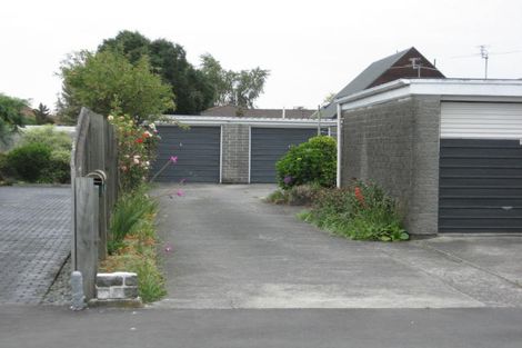 Photo of property in 1/17 Waimairi Road, Upper Riccarton, Christchurch, 8041
