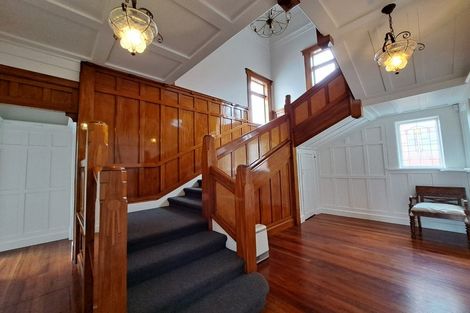 Photo of property in 124 Grafton Road, Grafton, Auckland, 1010