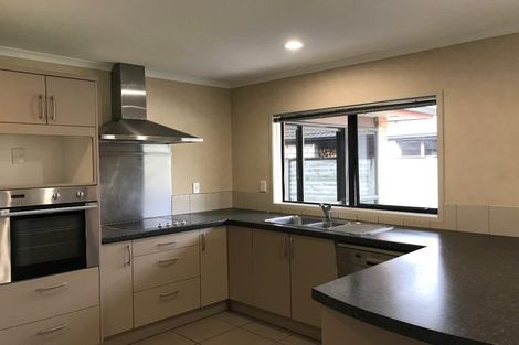 Photo of property in 22 Bellbird Rise, Pyes Pa, Tauranga, 3112