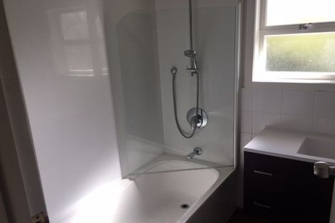 Photo of property in 1/18 Firth Road, Torbay, Auckland, 0630