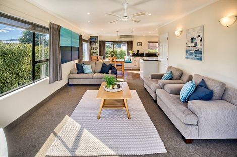 Photo of property in 2/3 Mahoe, Hutt Central, Lower Hutt, 5010