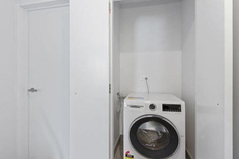 Photo of property in 3/12 New Brighton Road, Shirley, Christchurch, 8061