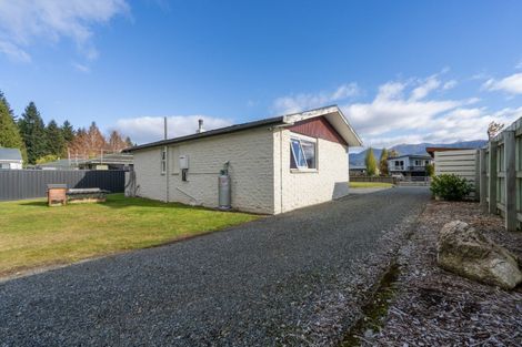Photo of property in 104 Quintin Drive, Te Anau, 9600