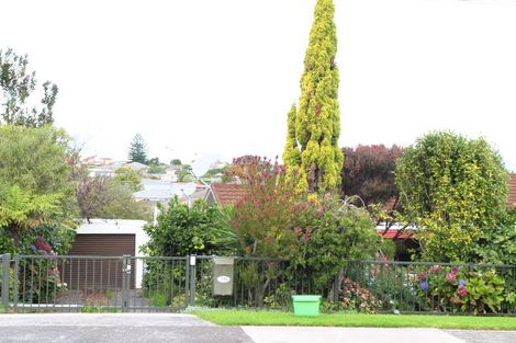 Photo of property in 74a Wellington Street, Howick, Auckland, 2014