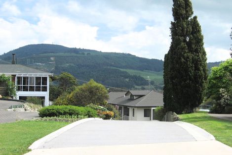 Photo of property in 8 Naera Place, Kawaha Point, Rotorua, 3010