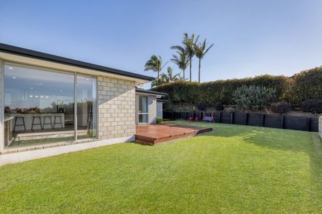 Photo of property in 12 Fleur Place, Te Puke, 3119