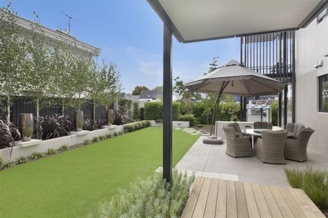 Photo of property in 1/50 Kilmore Street, Christchurch Central, Christchurch, 8013