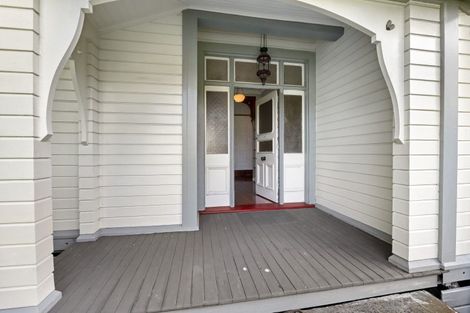 Photo of property in 263 Carrington Street, Vogeltown, New Plymouth, 4310