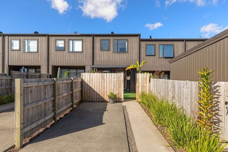 Photo of property in 9 Harlow Crescent, Glen Innes, Auckland, 1072
