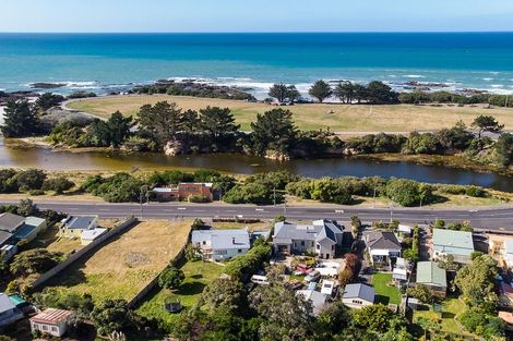 Photo of property in 1018 Brighton Road, Brighton, Dunedin, 9035