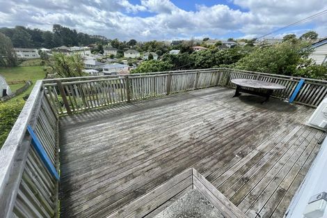 Photo of property in 130 Champion Street, Cannons Creek, Porirua, 5024