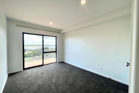Photo of property in 43 Waller Avenue, Bucklands Beach, Auckland, 2012