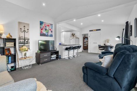 Photo of property in 134a Broadway, Carterton, 5713