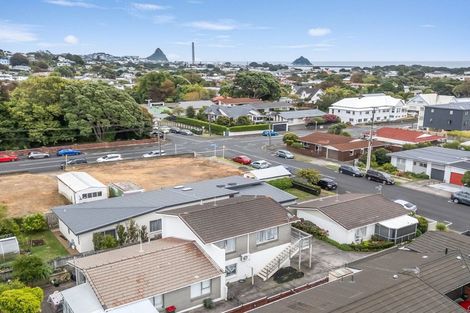 Photo of property in 43b Fulford Street, New Plymouth, 4310