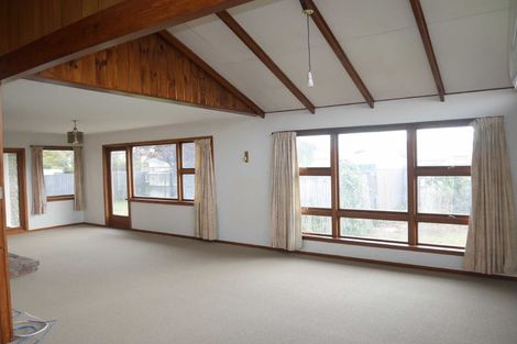 Photo of property in 75 Maidstone Road, Ilam, Christchurch, 8041