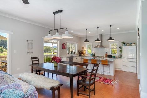 Photo of property in 808 Whitemans Valley Road, Whitemans Valley, Upper Hutt, 5371