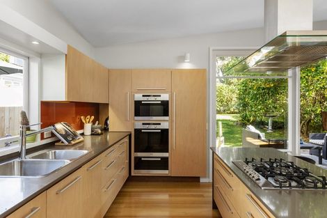 Photo of property in 26 Beaconsfield Street, Grey Lynn, Auckland, 1021