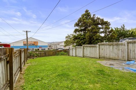 Photo of property in 116 Gracefield Road, Gracefield, Lower Hutt, 5010