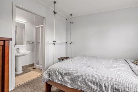 Photo of property in 4a/30 Westward Ho, Glen Eden, Auckland, 0602