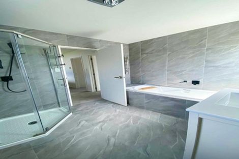 Photo of property in 50 Craigs Way, Hobsonville, Auckland, 0616