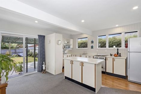 Photo of property in 38 Chedworth Avenue, Bishopdale, Christchurch, 8053