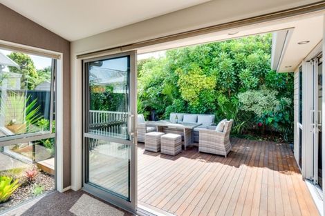 Photo of property in 2b Moeller Street, Taradale, Napier, 4112