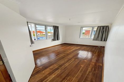 Photo of property in 16 Kauri Street, Gonville, Whanganui, 4501