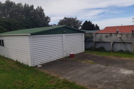 Photo of property in 15 Harrison Street West, Featherston, 5710