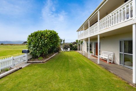 Photo of property in 1 Moana Drive, Mahia, 4198