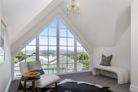 Photo of property in 81a Dyers Pass Road, Cashmere, Christchurch, 8022