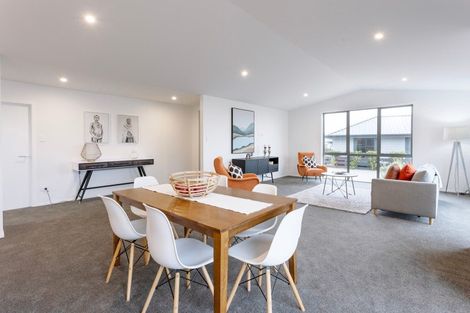 Photo of property in 7 Ella Lane, Green Island, Dunedin, 9018