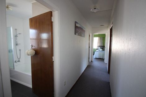 Photo of property in 13 Chamberlain Street, Dannevirke, 4930