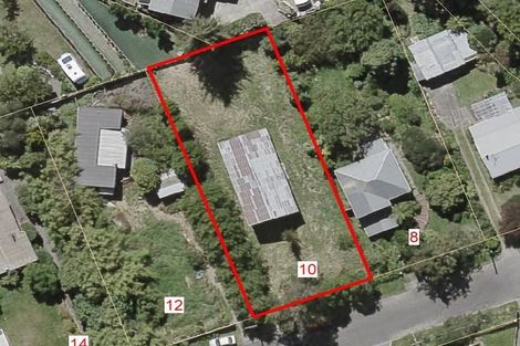 Photo of property in 10 Toroa Road, Otaihanga, Paraparaumu, 5036