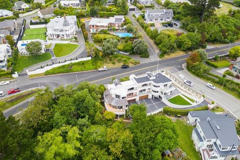 Photo of property in 32 Dyers Pass Road, Cashmere, Christchurch, 8022