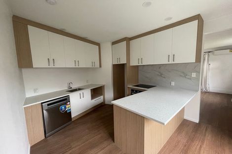 Photo of property in 22 Grande Vue Road, Hillpark, Auckland, 2102