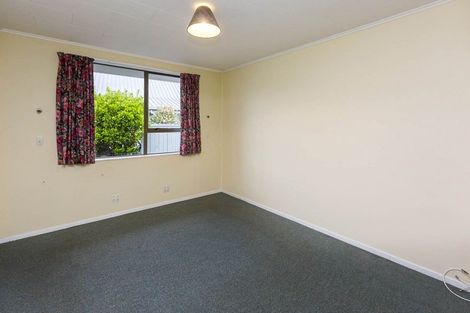 Photo of property in 1/21 Roband Crescent, Brown Owl, Upper Hutt, 5018